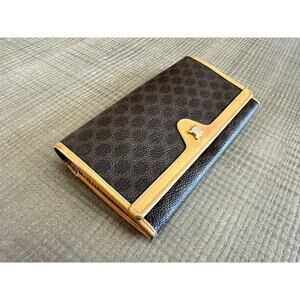 Authentic Celine Long Wallet Purse in Macadamia Beige $1200.00 retail